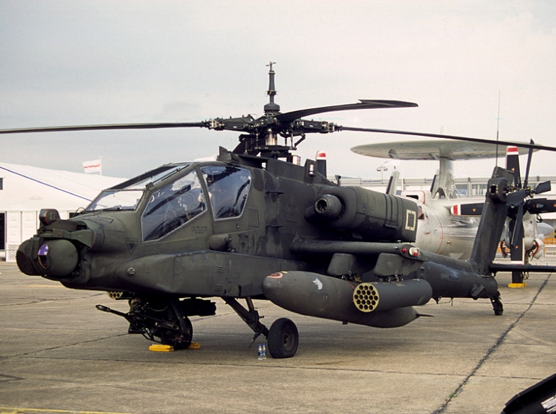 Apache helikopter