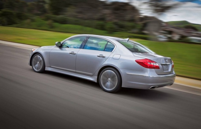  Hyundai Genesis
