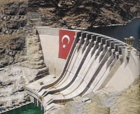 Kara kaya barajı
