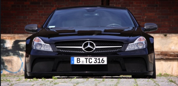 siyah mercedes