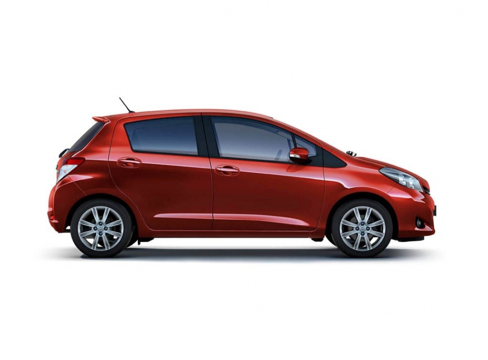 Toyota Yarisin 